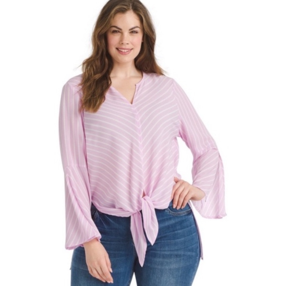 ✨NWT Single Thread Split Bell Sleeve Top